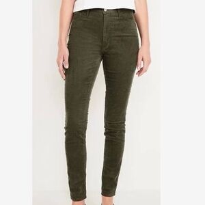 Green Corduroy Skinny Pants, Size 6